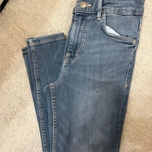 Gray Zara skinny jeans
